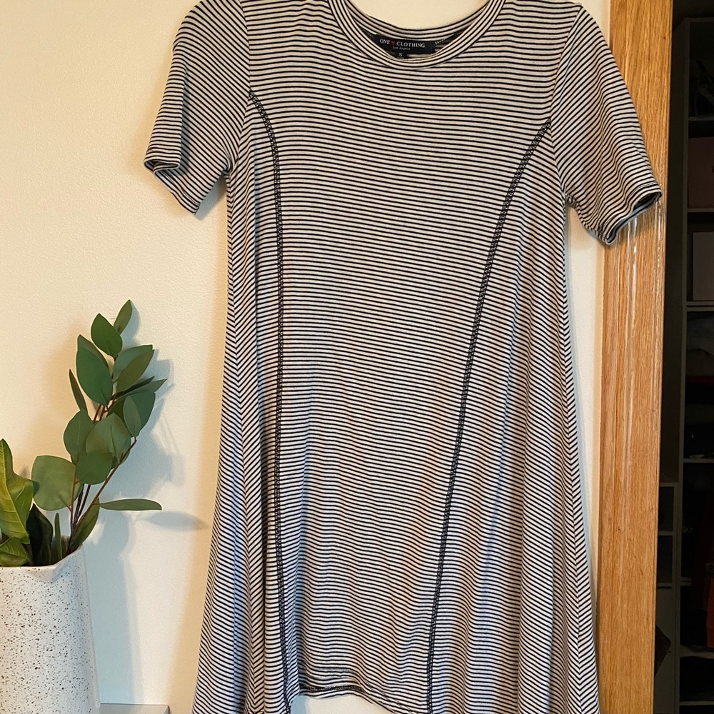 striped t-shirt dress